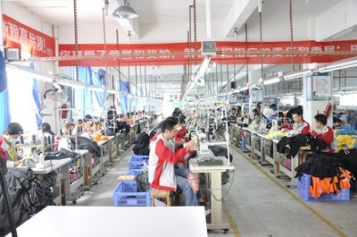 校服定做批發 全方位技術服務解決方案